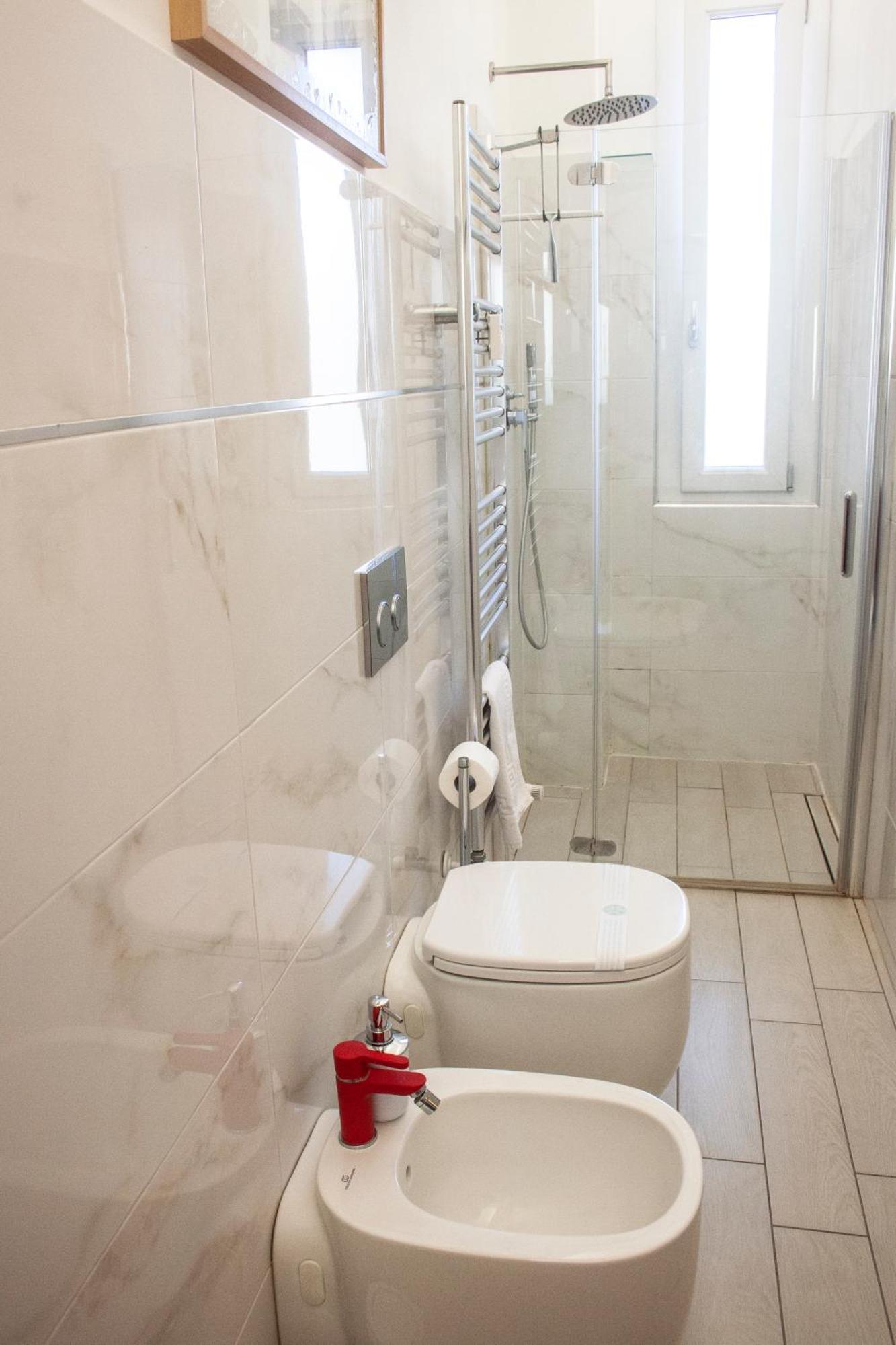 Apartment House Of Roses -inalpi Arena-